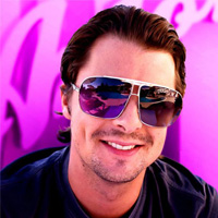 Biografía Axwell