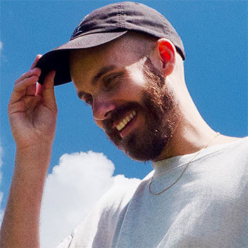 Biografía San Holo