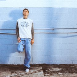 Portada mgk - cliché