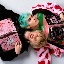 Portada Michael Clifford - give me a break! (Feat. Waterparks)