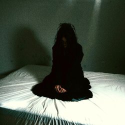 Portada Ally Nicholas - Whisper
