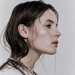 Portada Charlotte De Witte - How You Move