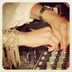 Portada Basil Hardhaus - Make Me Dance (Vocal)