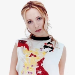Portada Aurora feat Naimee Coleman - Sleeping Satellite (Rob Searle Remix)