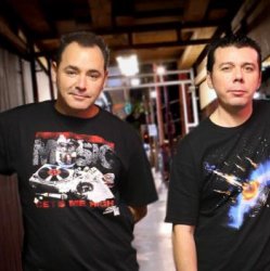 Portada The Crystal Method feat. Dia Frampton - Over It (It's The DJ Kue Radio Edit)