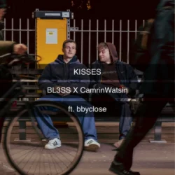 Portada BL3SS & CamrinWatsin & bbyclose - Kisses