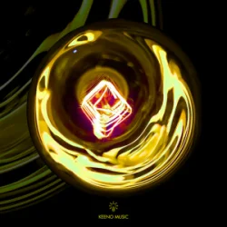 Portada Keeno - Home Away From Home