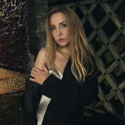 Portada MALENA - Тільки там