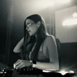 Portada DJ RITA - Thong song x Poker Face
