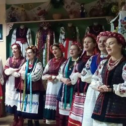 Portada Яворина - Сидить Миколай