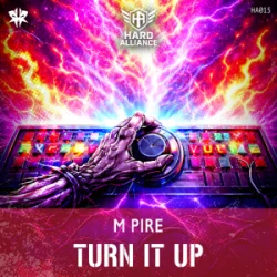 Portada M pire - Turn It Up