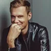 Portada Armin van Buuren - We Are Here To Make Some Noise (Radio Edit) Armin van Buuren - We Are Here To Make Some Noise (Radio Edit)