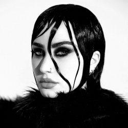 Portada Demi Lovato - Heart Attack
