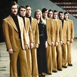Portada Пламя - Идет солдат по городу