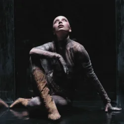 Portada Mihaela Marinova - Ехо