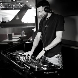 Portada DJ Kama - Triphouse (Trip Short Mix)