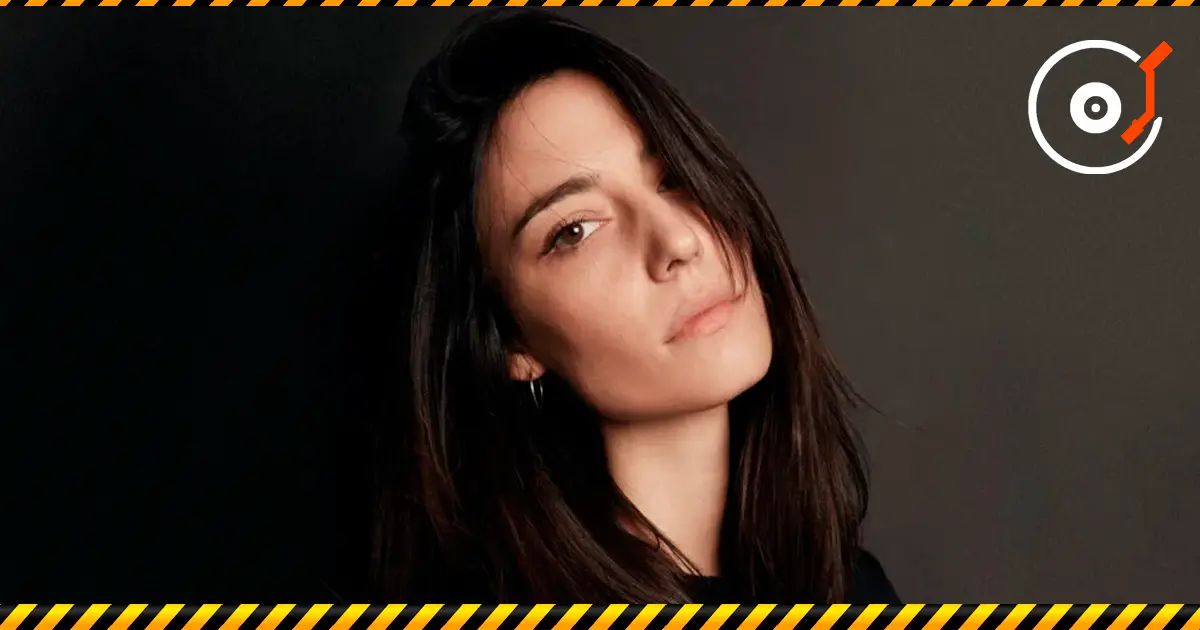 Programa de radio: «Amelie Lens Radio Show». Jueves a las 22:00