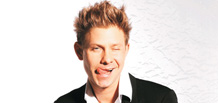 Mitya Fomin presentó su nuevo videoclip