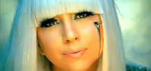 Lady Gaga es una hija obediente con sus padres.
